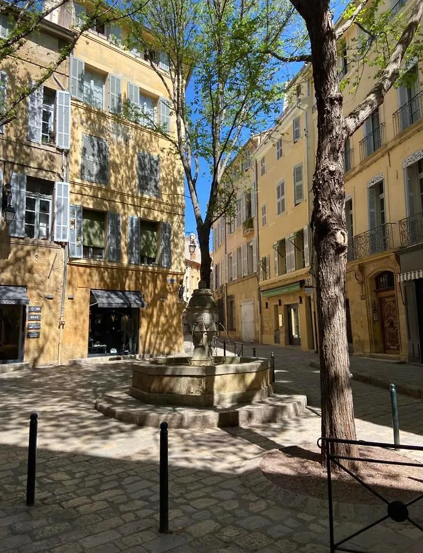 Apartment L'Aixalte - T2, Vieille Ville Aix-en-Provence