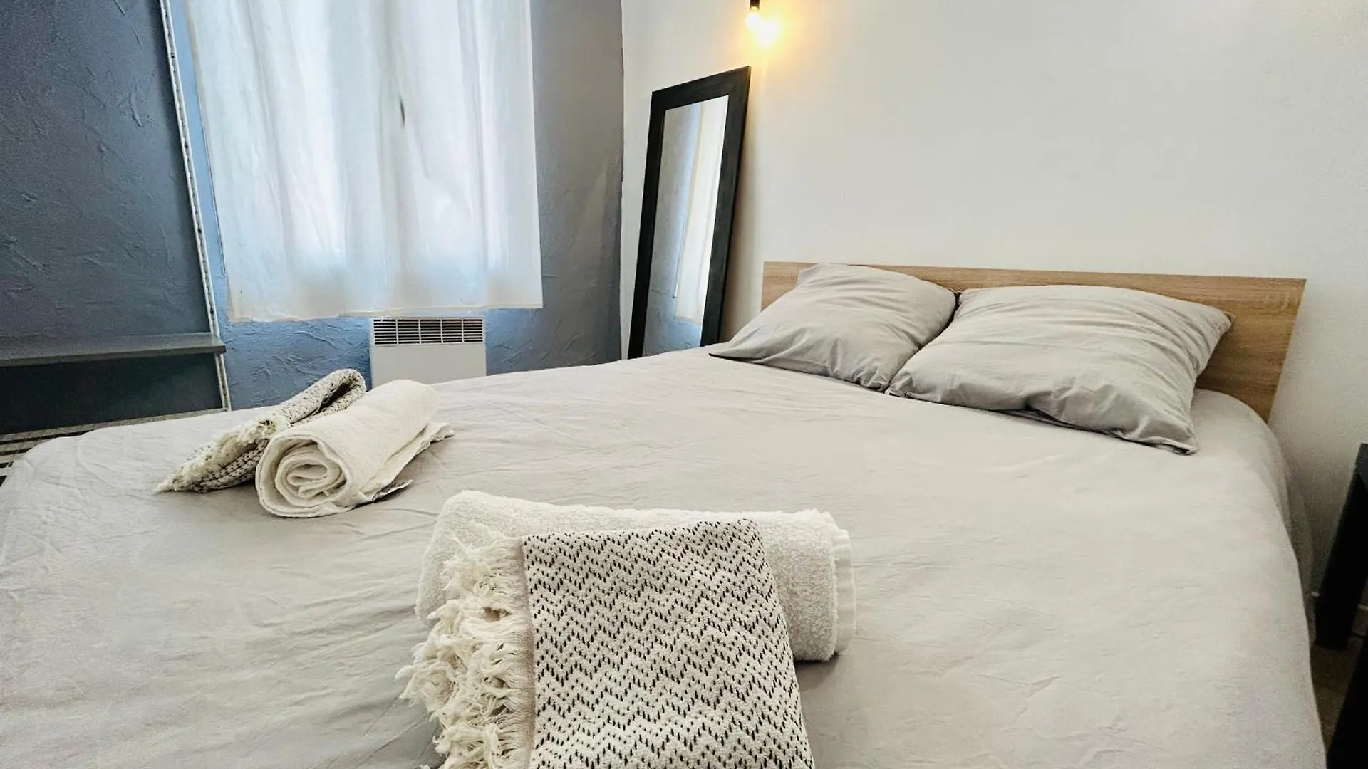Apartment L'Aixalte - T2, Vieille Ville Aix-en-Provence